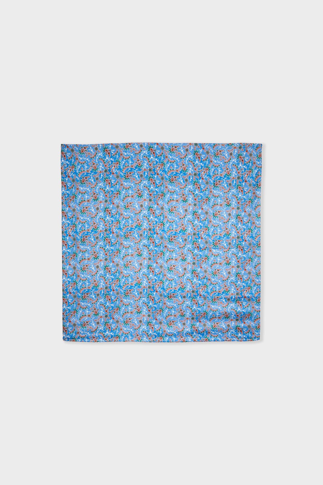 Szal w kwiatowy wzór