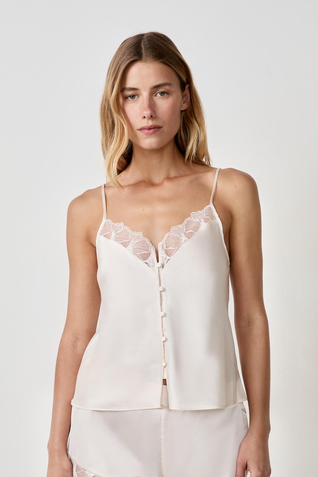 Satynowa koszulka na cienkich ramiączkach