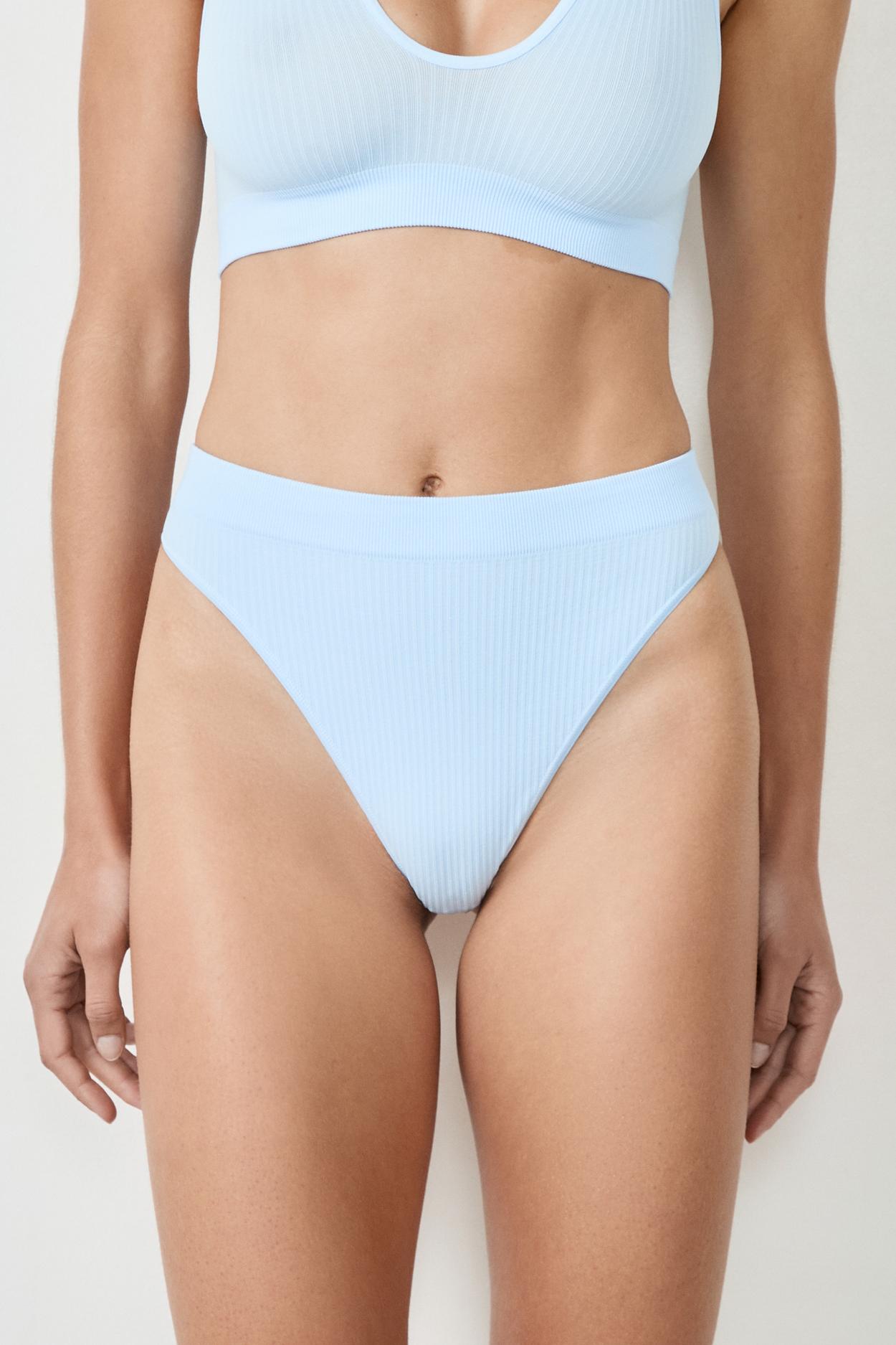 Stringi prążkowane