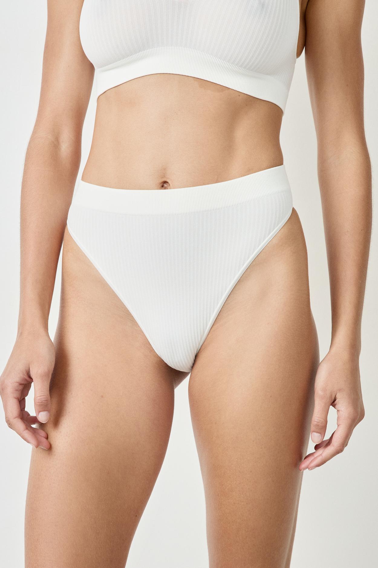 Stringi prążkowane