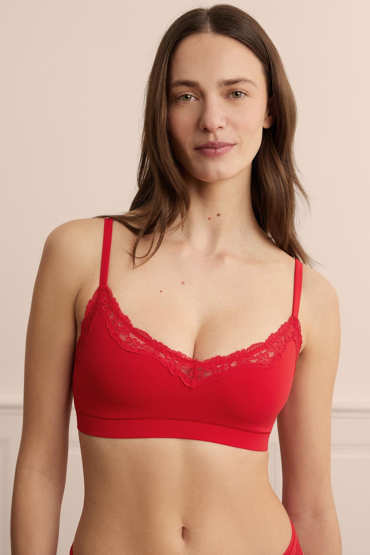 Biustonosz sportowy z mikrofibry ze szczegółami z koronki