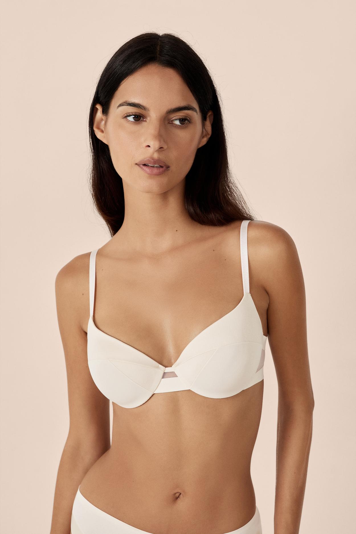 Biustonosz nr 4 - Z lekkim wypełnieniem 