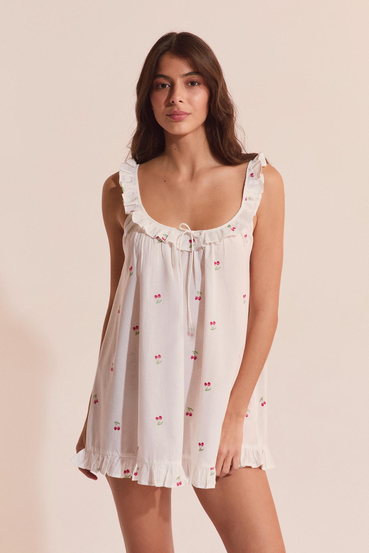 Krótka halka nocna z bawełny w motyw wiśni