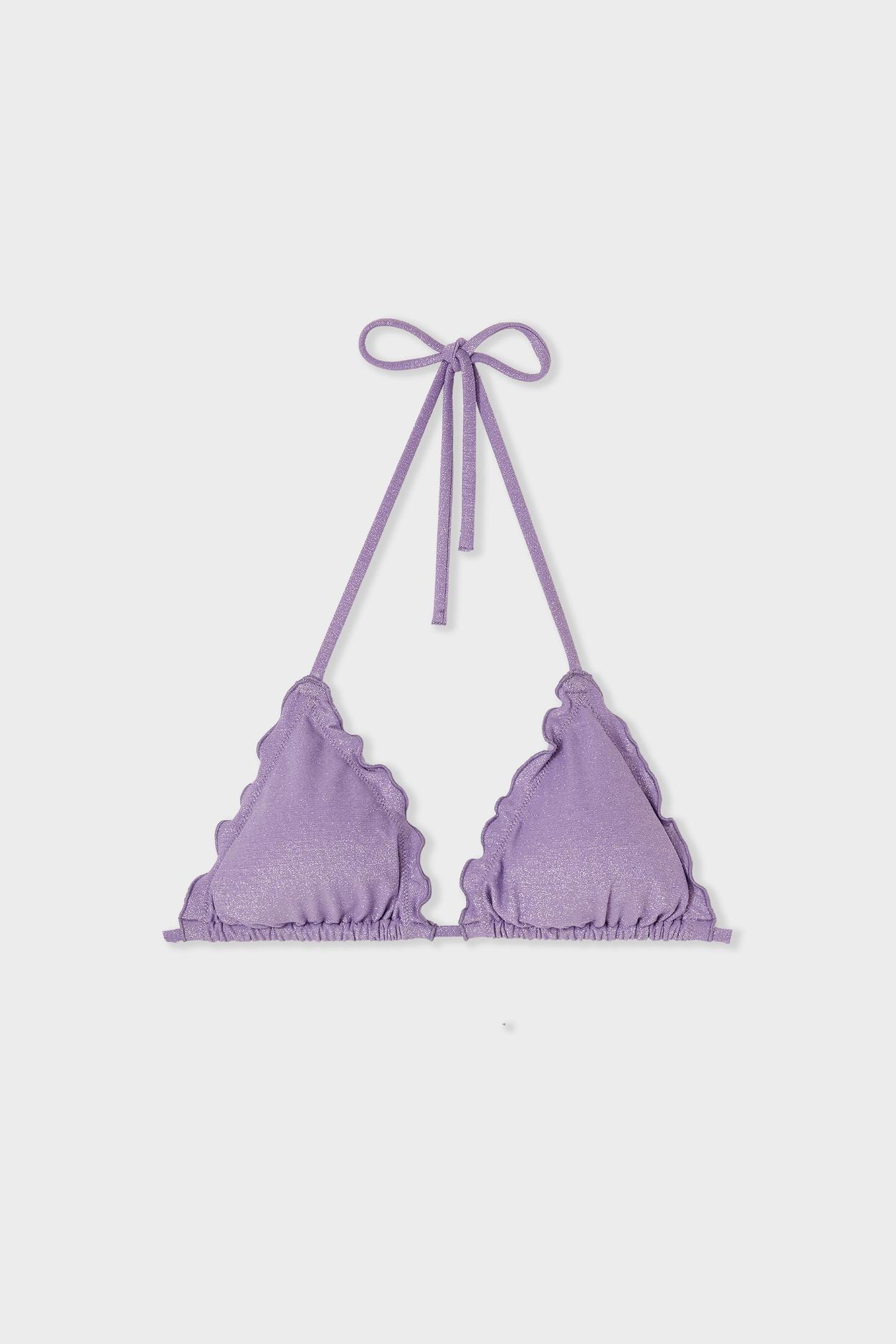 Trójkątna góra od bikini