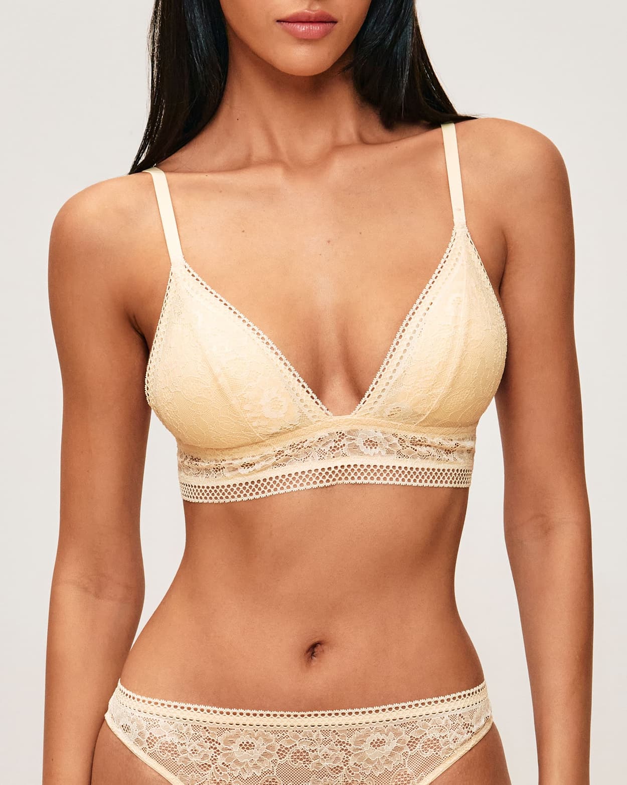Soutien-gorge triangle ampliforme en dentelle florale - S - Undiz
