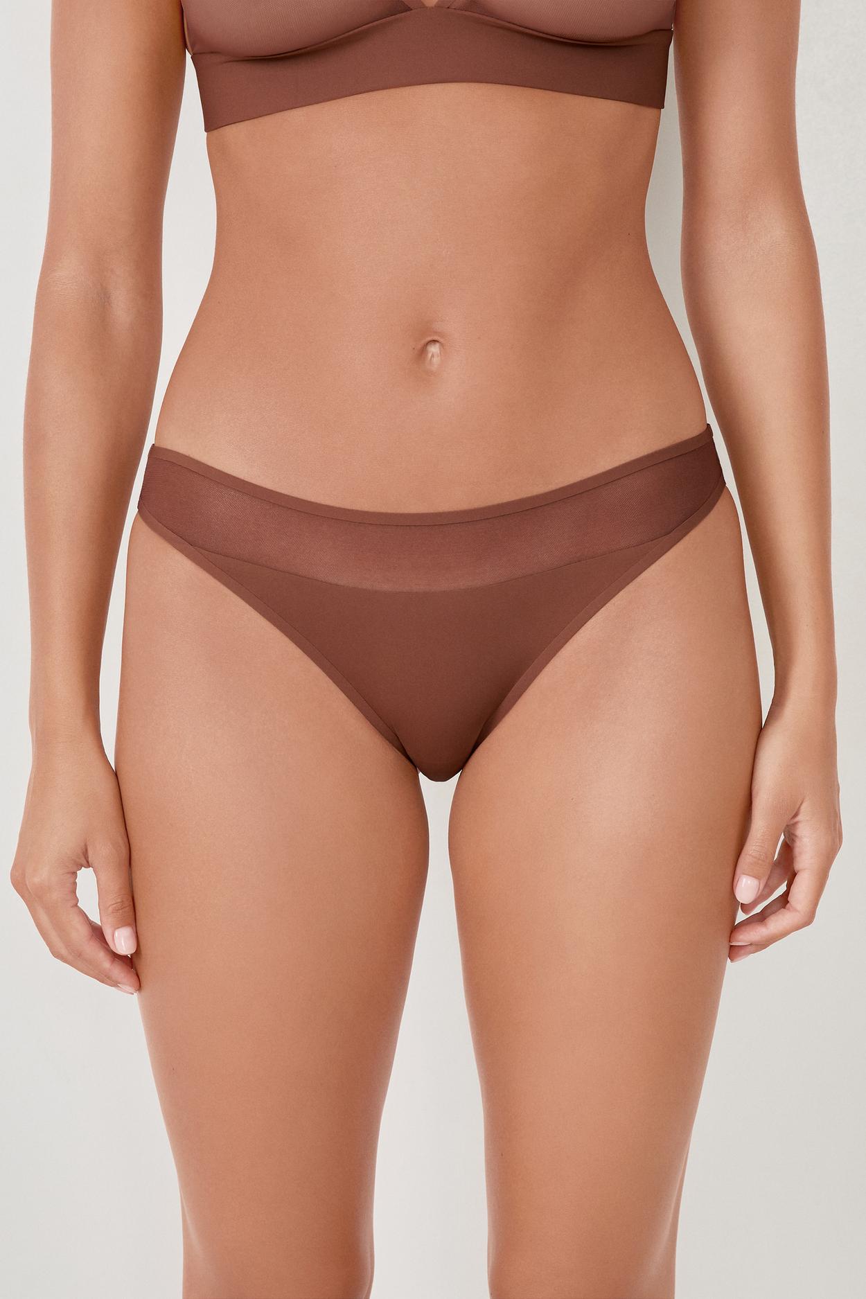 Przezroczyste figi z tiulu