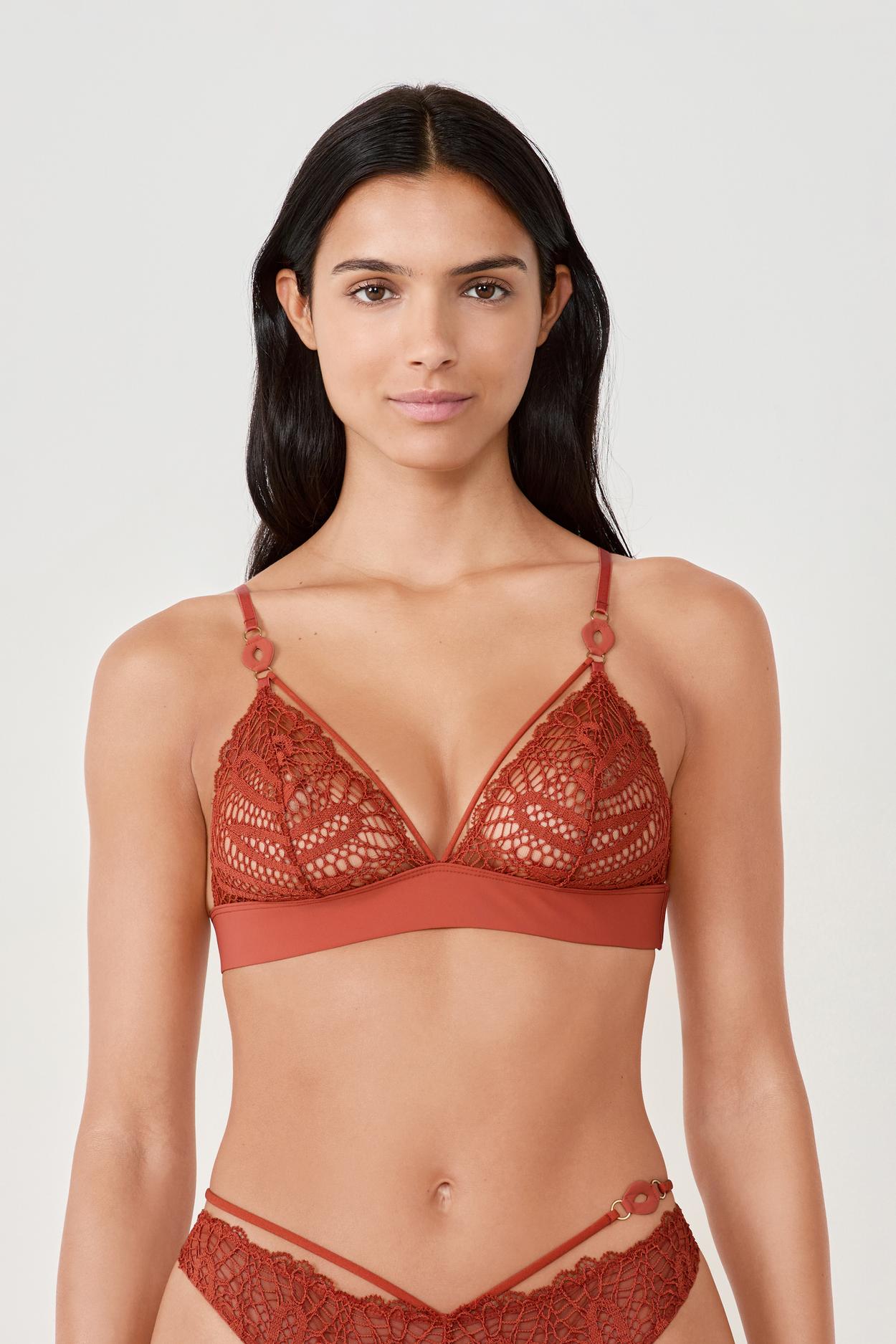 Biustonosz nr 8 - Trójkątny bez fiszbin