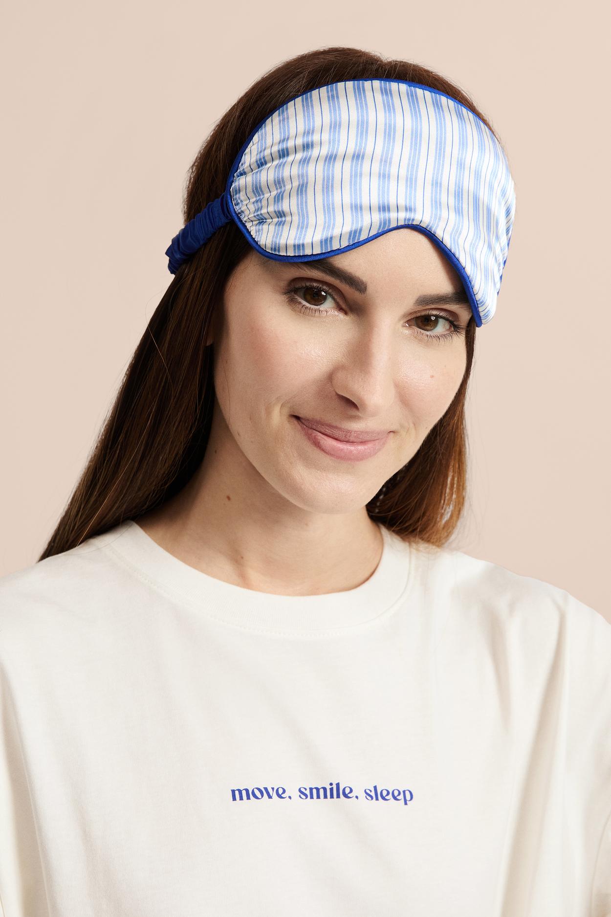 Satynowa maska do spania