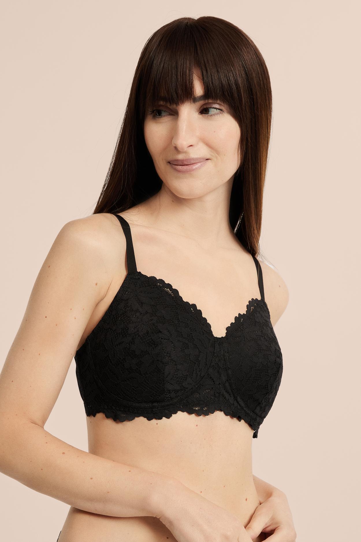 Biustonosz z cienkimi miseczkami po mastektomii