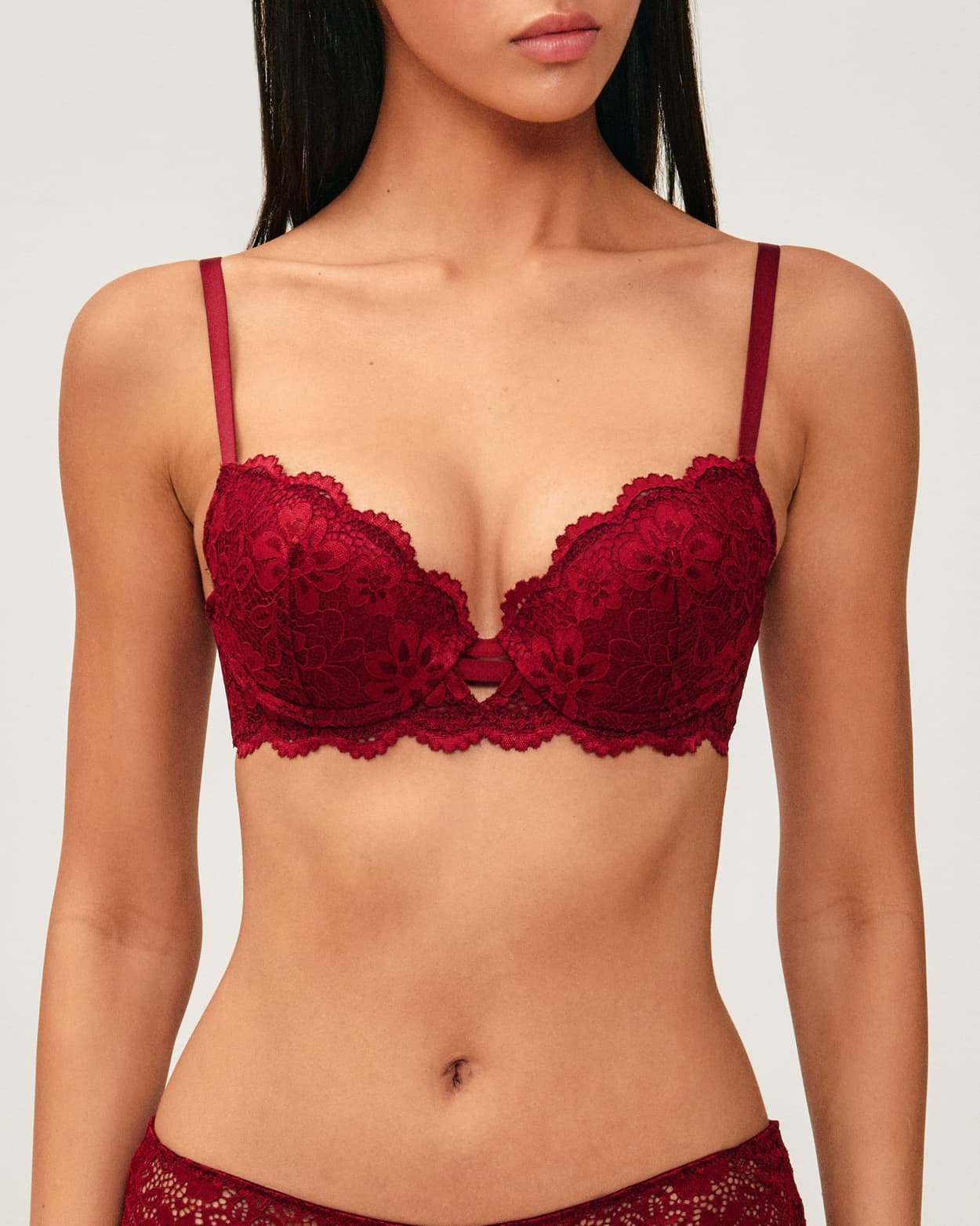 Sostén push-up de encaje floral - 85C - Undiz